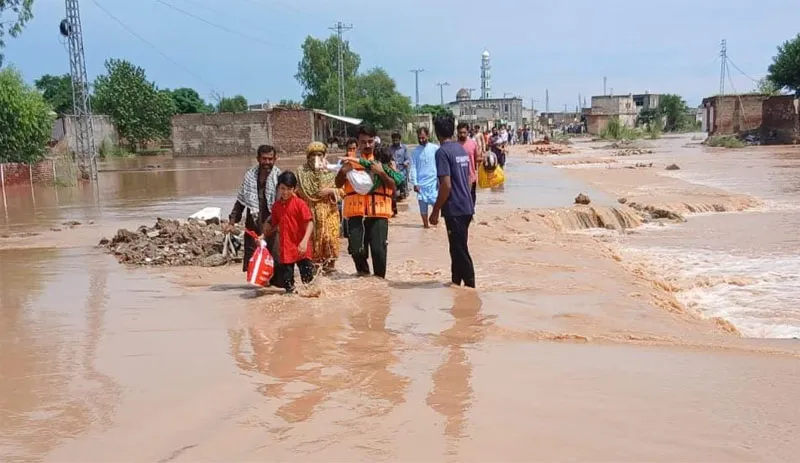 جہلم : نالہ بنہاں میں طغیانی، متعدد دیہات متاثر، خاتون کی لاش برآمد