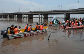 گجرات : دریائے چناب کا بند ٹوٹنے سے 2بچے جاں بحق، تیسرے کوبچالیا گیا