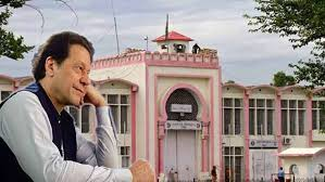 امریکا سےآئی خاتون کی اڈیالہ جیل میں عمران خان سے ملاقات