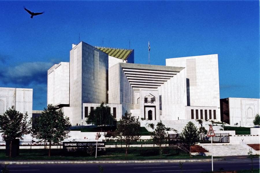 مقابلے میں مارے جانے کا ڈر، ملزم نے کمرہ عدالت میں گرفتاری دے دی