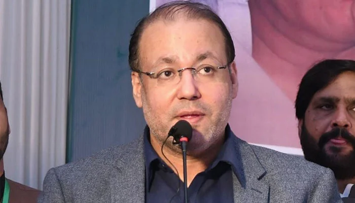 چودھری شافع حسین کے چودھری پرویز الٰہی پر ٹھیکوں میں کمیشن کھانے کے الزامات