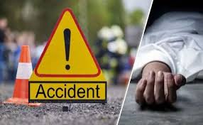 گجرات :جی ٹی روڈ کھاریاں پر خوفناک حادثہ، ایک نوجوان جاں بحق،2زخمی