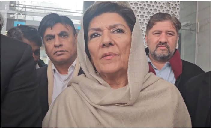 عمران خان نےکہا27ستمبر کاجلسہ آزادی کیلئے ہے،حرمین شریفین کی حفاظت ہمارے لئے سعادت ہے،علیمہ خان