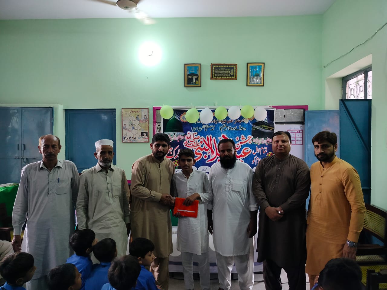 کنجاہ :گورنمنٹ ایلیمنٹری سکول چکوڑی بکھو میں میلاد النبی ﷺ کی مناسبت سے تقریب