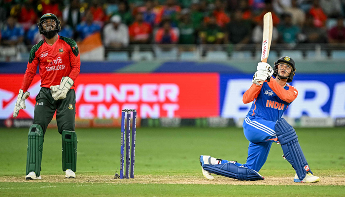 دبئی :ایشیا کپ سپر 4، بھارت کا بنگلادیش کو جیت کیلئے 169 رنز کا ہدف