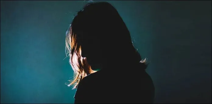 فیصل آباد:کالج میں طالبہ پر تشدد، انجکشن لگا کر اغوا کی کوشش، پرنسپل سمیت 7 افراد نامزد