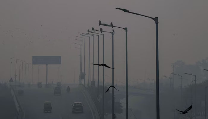 نئی دہلی دنیاکا آلودہ ترین شہر بن گیا، لاہور کی فضا بھی انتہائی مضر صحت قرار