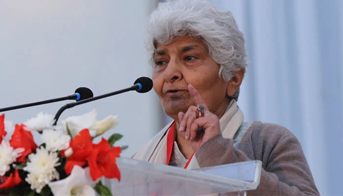 معروف پروفیسر ڈاکٹر عارفہ سیدہ زہرالاہور میں انتقال کر گئیں