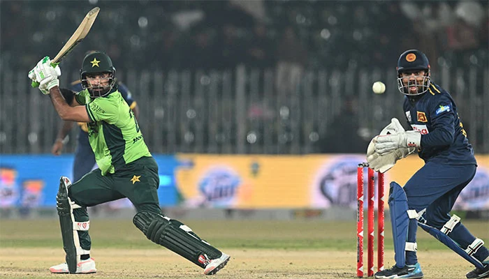پاکستان نے سری لنکا کو تیسرے ون ڈے میچ میں شکست دے کر سیریز 0- 3 سے جیت لی