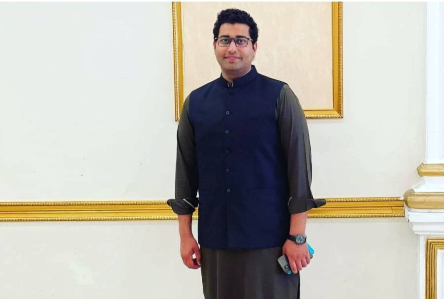 ایئر پورٹ پر روکے جانے پر اینکر پرسن فرخ وڑائچ کا مؤقف آگیا