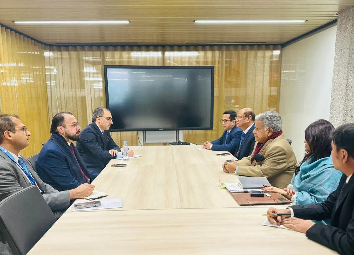 وفاقی وزیرچوہدری سالک حسین کی بنگلہ دیش کے وزیر لیبر اور میری ٹائم سے ملاقات