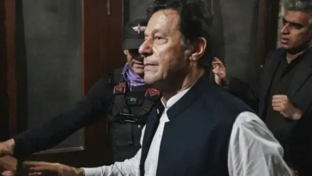 عمران خان کے خلاف توشہ خانہ ٹو کیس کا جیل ٹرائل ایک بار پھر منسوخ