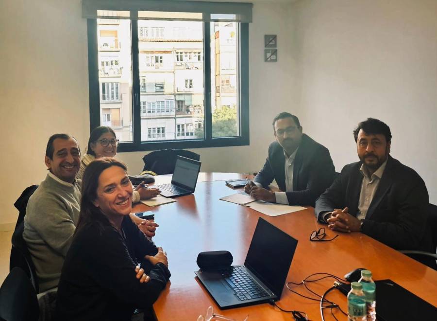 سپین کی جیلوں میں قیدپاکستانیوں کی دادرسی کیلئے قونصل جنرل بارسلونامراد علی وزیر کی کاتالان حکام سے ملاقات