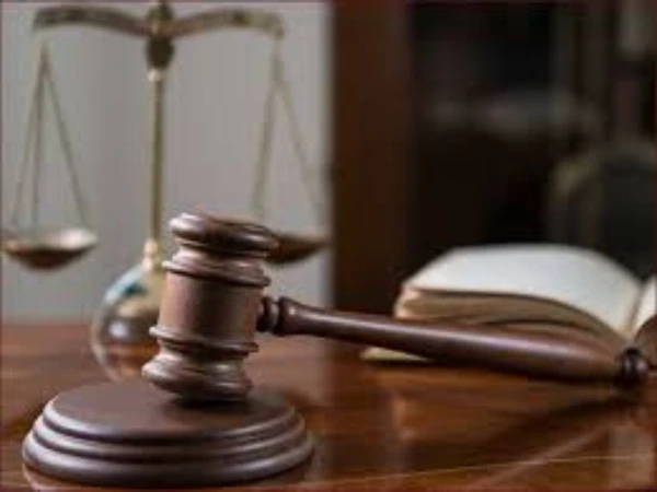 راولپنڈی کی عدالت نے ملزم عمران خان کو سزائے موت سنادی