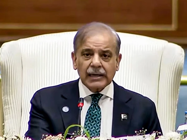 پاکستان جلد قرضوں سے مکمل نجات حاصل کرکے معاشی طور پر خود کفیل ہوگا، وزیراعظم