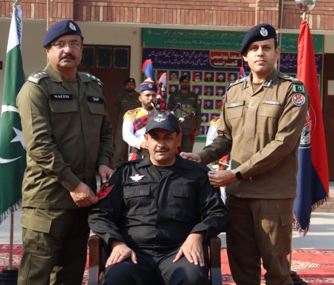 گجرات پولیس کے 9 کانسٹیبل ہیڈ کانسٹیبل کے عہدے پر ترقی پا گئے