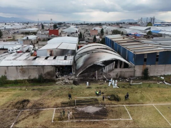 وسطی میکسیکو میں چھوٹا طیارہ گر کر تباہ، 7 افراد ہلاک