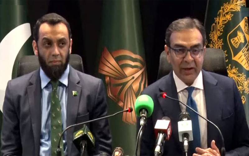 پی آئی اے کی نجکاری سے حکومت کو10 نہیں 55 ارب روپے حاصل ہوں گے، محمد علی، عطا تارڑ