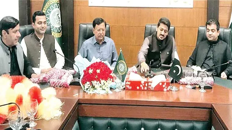 گجرات کی برآمدات 150 ملین ڈالر تک پہنچ گئیں، مزید اضافےکیلئے سفارتی معاونت ناگزیر ہے،صدر چیمبر