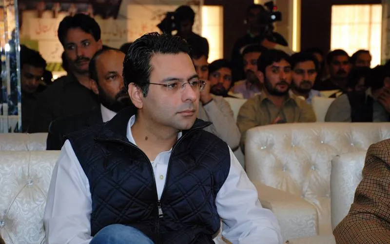 چودھری مونس الہٰی کے اثاثے ضبط کرنے کیخلاف درخواست، احتساب عدالت نے نیب سے جواب طلب کر لیا