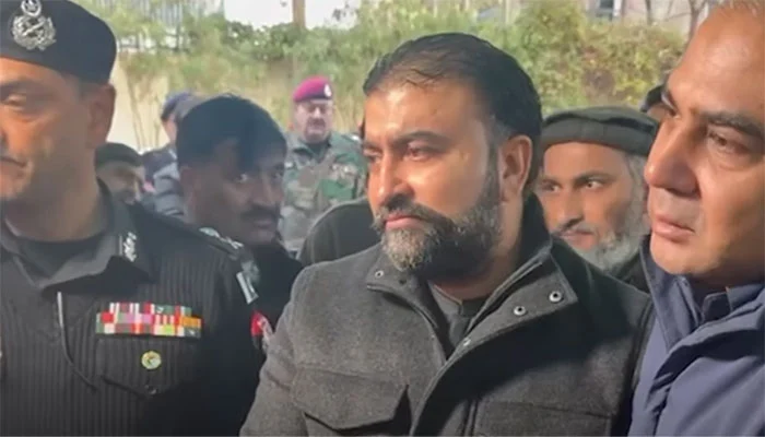 کوئٹہ میں 9 شہید اہلکاروں کی نماز جنازہ، سرفراز بگٹی آبدیدہ