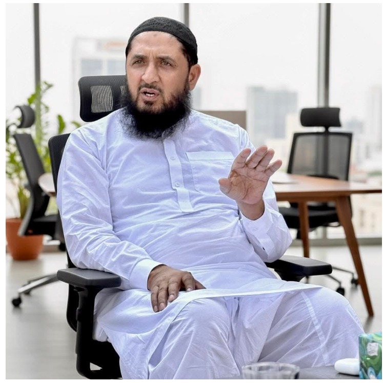 اگر الیکشن لڑنے کی عمر 25 سال ہے تو 18 سال والا ملک کے وزیر اعظم کا انتجاب کیسے کرسکتاہے، چوہدری عابد رضا