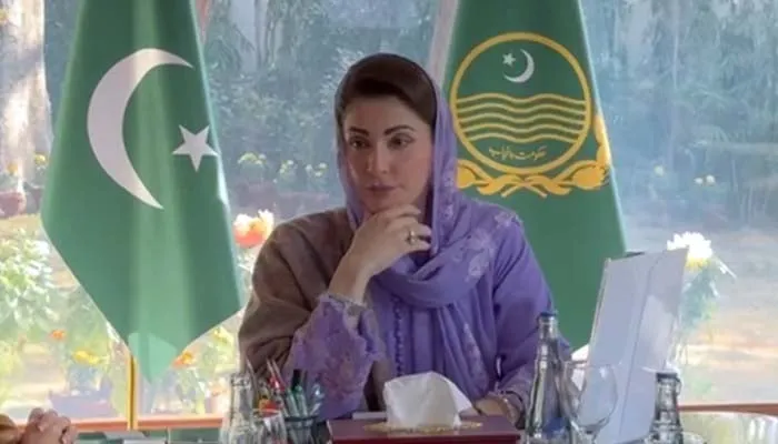 وزیراعلیٰ مریم نواز آج یونیورسٹی آف گجرات پہنچیں گی،3 ہزار لیپ ٹاپ اور وظائف وظائف کی تقسیم