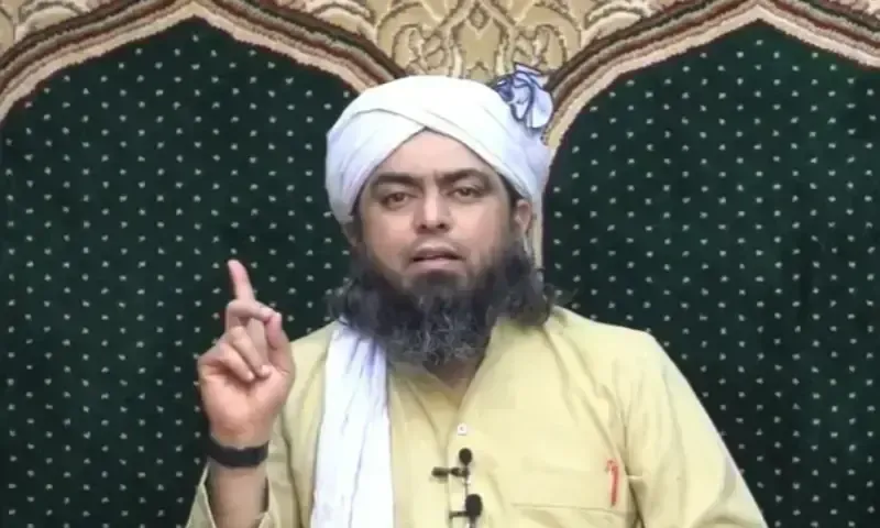جہلم : معروف مذہبی اسکالر اور یوٹیوبر انجینئر محمد علی مرزا پر مبینہ حملہ، ملزم گرفتار
