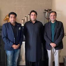 گجرات: ندیم اصغر کائرہ کی ایم این اے نصیر عباس سدھو پر کڑی تنقید