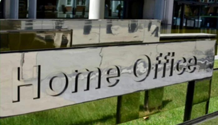 برطانوی حکومت کاغیر ملکی مجرموں کیخلاف سخت اقدامات کا اعلان