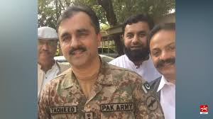 گجرات کا فخر: بریگیڈیئر توحید الزمان کو ستارۂ امتیاز سے نوازا گیا