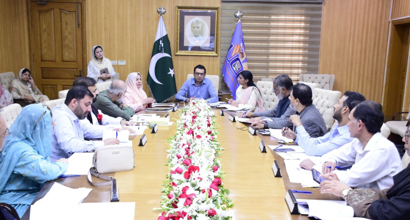 گجرات:وی سی ڈاکٹر ظہورالحق کی زیرصدارت جامعہ گجرات کے ایڈوانس سٹیڈیزوریسرچ بورڈ کا26واں اجلاس