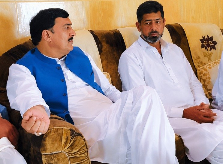 گجرات:MPAچودھری اعجازاحمد رنیاں کاچک پنڈی کاتعزیتی دورہ