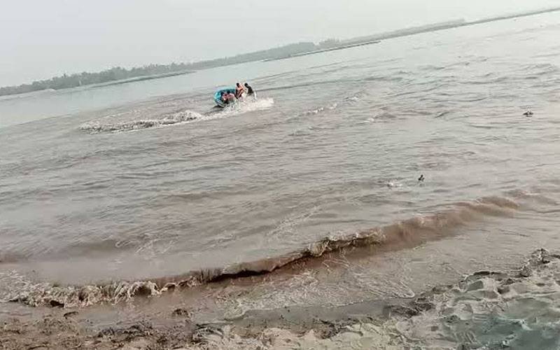 وزیرآباد:کشتی الٹنے سے 5افراد دریائے چناب میں ڈوب گئے