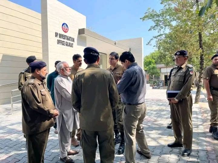 گجرات: ڈی پی او فیصل شہزاد کا زیرِ تعمیر ایس پی آفس، پولیس ہسپتال اور لیڈی ہاسٹل کا دورہ